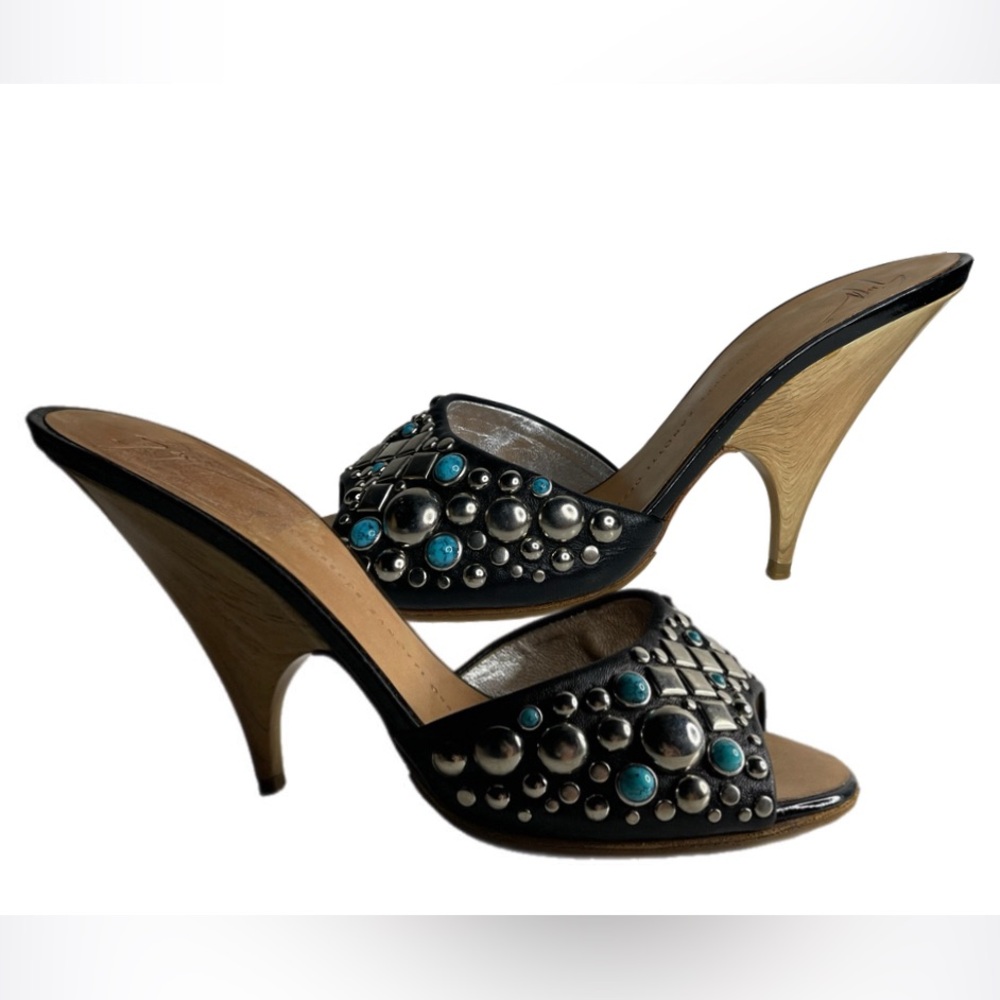 Jeweled Sandel/Heels NWOT